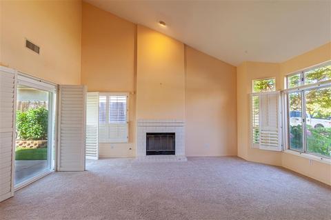 5059 Sunmeadow Rd, Oceanside, CA 92056 photo 4