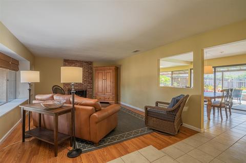 14947 White Butte Dr, Poway, CA 92064 photo 2