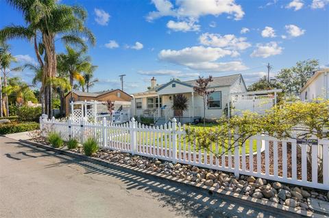 4349 Harvard Ave, La Mesa, CA 91942 photo 2