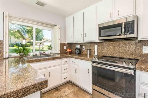 1751 Pala Lake Dr, Fallbrook, CA 92028 photo 2