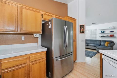 254 Brookview Ct, Santee, CA 92071 photo 3
