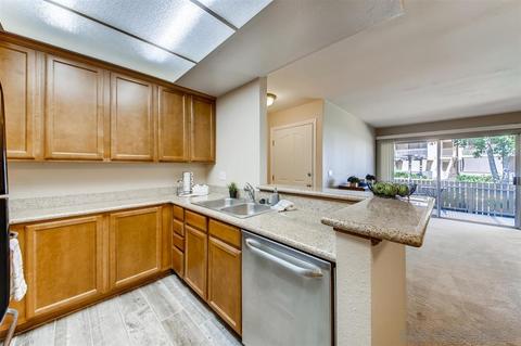 432 Edgehill Ln #59, Oceanside, CA 92054 photo 5