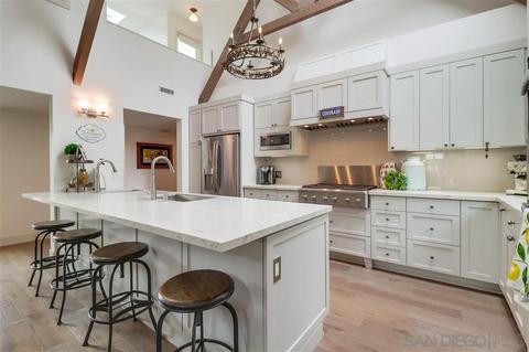 613 J Ave, Coronado, CA 92118 photo 8