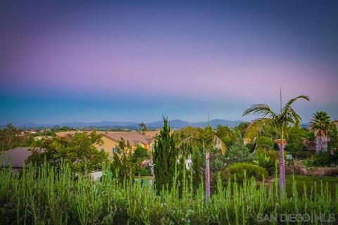 345 Natalie Way, Fallbrook, CA 92028 photo 2