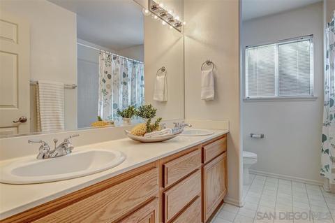 579 Edgewater, Oceanside, CA 92057 photo 17