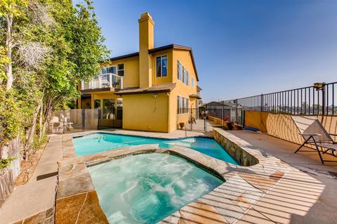 450 Villa Blanca Ct, Encinitas, CA 92024 photo 2