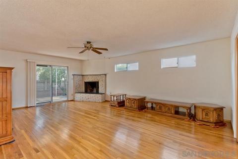 8035 Michelle Dr, La Mesa, CA 91942 photo 4