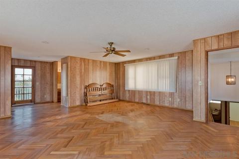 8035 Michelle Dr, La Mesa, CA 91942 photo 11