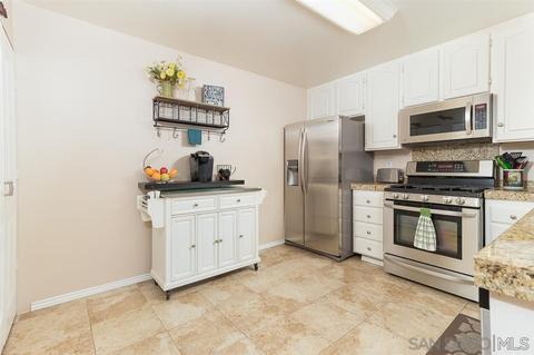 11027 Eddington Rd, Santee, CA 92071 photo 6
