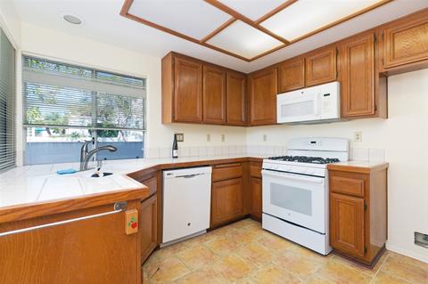 5080 Santorini Way, Oceanside, CA 92056 photo 22