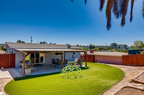 4664 Dana Dr, La Mesa, CA 91942 photo 18