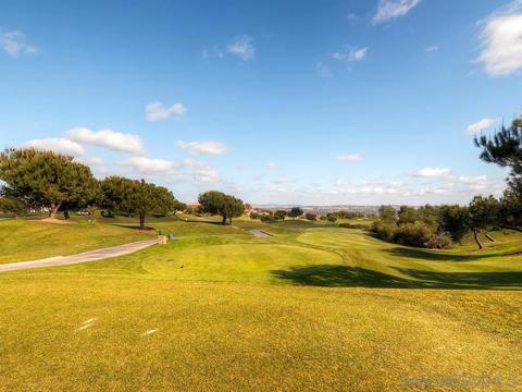 1050 Village Dr, Oceanside, CA 92057 photo 23