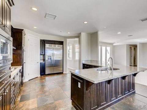 1050 Village Dr, Oceanside, CA 92057 photo 4