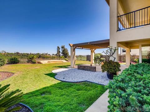 1050 Village Dr, Oceanside, CA 92057 photo 11