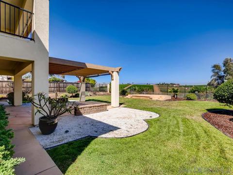 1050 Village Dr, Oceanside, CA 92057 photo 12