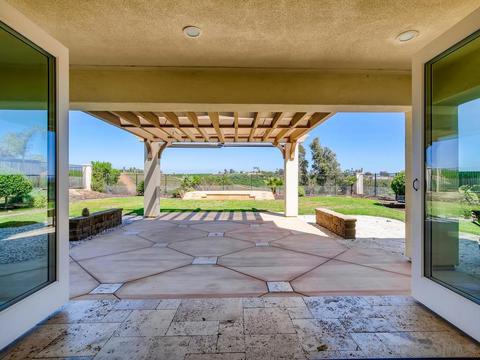 1050 Village Dr, Oceanside, CA 92057 photo 10