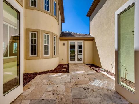 1050 Village Dr, Oceanside, CA 92057 photo 8