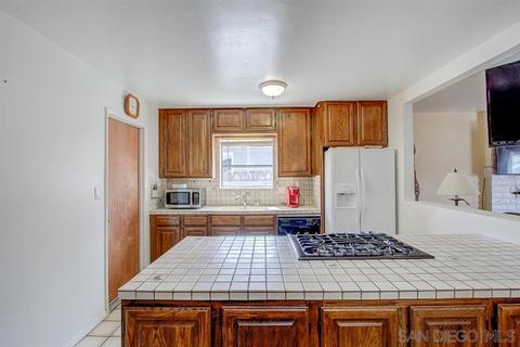 279 Cheryl Pl, Chula Vista, CA 91911 photo 7