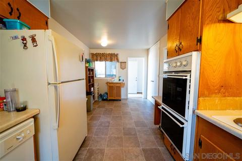 247 Comet Ln, El Cajon, CA 92019 photo 12
