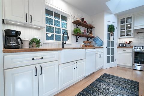 132 Candy Ln, Encinitas, CA 92024 photo 3