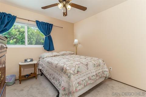 10933 Grand Fork Dr, Santee, CA 92071 photo 17