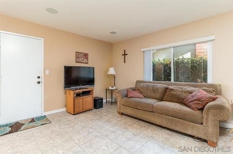 10933 Grand Fork Dr, Santee, CA 92071 photo 4