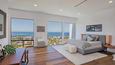 6554 Manana Pl, La Jolla, CA 92037 photo 1