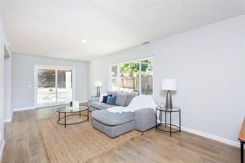 1069 Janet Pl, San Marcos, CA 92069 photo 13