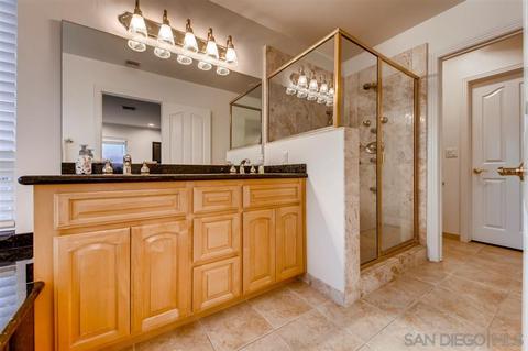 10717 Prince Ln, La Mesa, CA 91941 photo 12