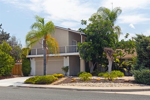 1353 Saddleview Ct, El Cajon, CA 92019 photo 2