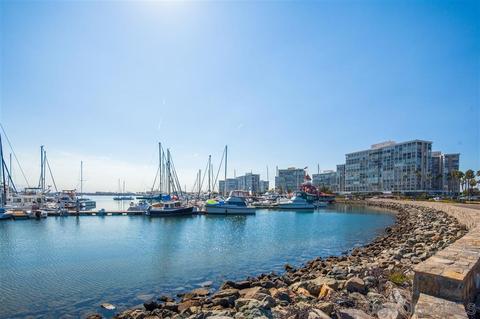 1641 Glorietta Blvd, Coronado, CA 92118 photo 14