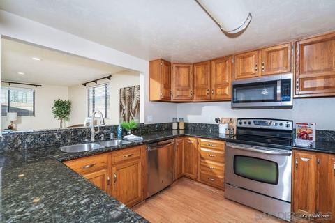 8724 Summercrest Ln, Santee, CA 92071 photo 5