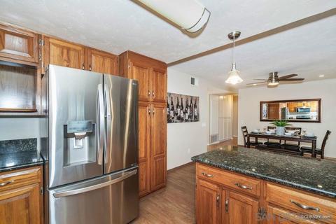 8724 Summercrest Ln, Santee, CA 92071 photo 4
