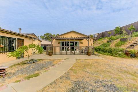 1211 Carlsbad St, Spring Valley, CA 91977 photo 2