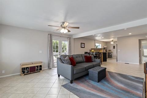 289 Lilac Dr, El Cajon, CA 92021 photo 4