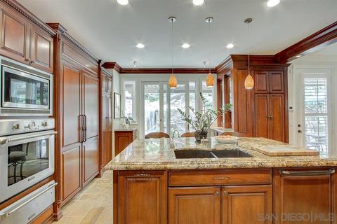 6877 Mimosa Dr, Carlsbad, CA 92011 photo 7