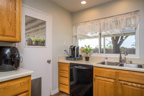 10935 Nicosia Ln, Lakeside, CA 92040 photo 12