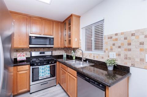 521 Calle Montecito #102, Oceanside, CA 92057 photo 9