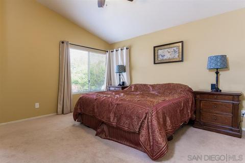 1809 Ithaca Dr, Vista, CA 92081 photo 14