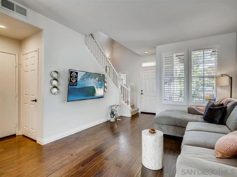 1255 Cambria Way, Encinitas, CA 92024 photo 3