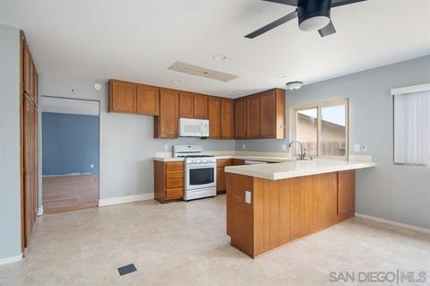 2534 Bradley St, Oceanside, CA 92056 photo 8