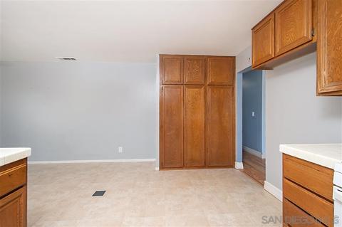 2534 Bradley St, Oceanside, CA 92056 photo 10