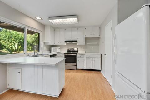 11922 Allbrook Dr, Poway, CA 92064 photo 9
