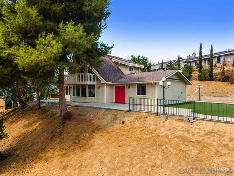 8718 Nelson Way, Escondido, CA 92026 photo 2