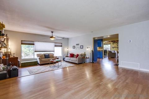 9246 Allano Way, Santee, CA 92071 photo 4