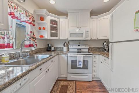 10384 Rochelle Ave, Santee, CA 92071 photo 4
