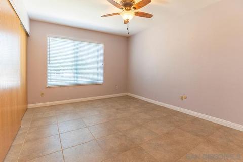 4729 Sunny Hills Rd, Oceanside, CA 92056 photo 15