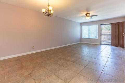 4729 Sunny Hills Rd, Oceanside, CA 92056 photo 8