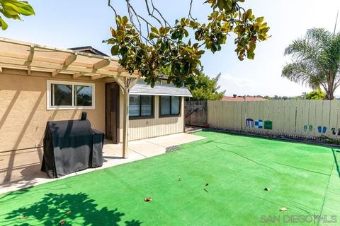 4729 Sunny Hills Rd, Oceanside, CA 92056 photo 23