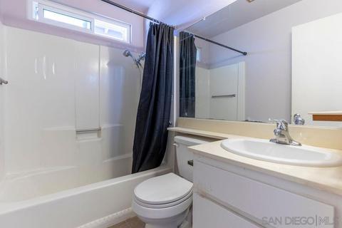 4729 Sunny Hills Rd, Oceanside, CA 92056 photo 14